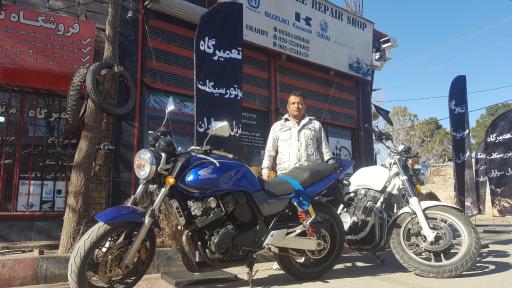 عکس تعمیرگاه و فروشگاه موتور سیکلت تریل سواران شریفی