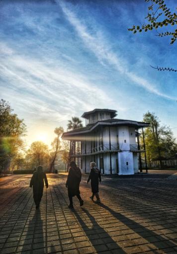 عکس عمارت کلاه فرنگی