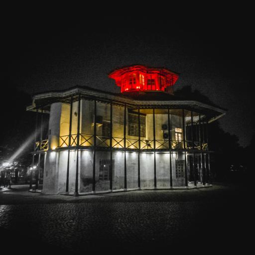 عکس عمارت کلاه فرنگی