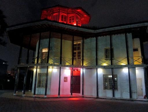 عکس عمارت کلاه فرنگی