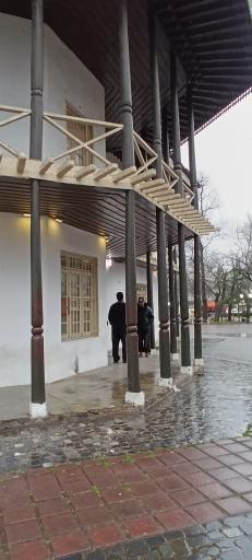 عکس عمارت کلاه فرنگی