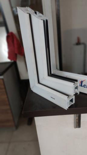 عکس تولید کننده درب و پنجره های دو و سه جداره upvc کارا