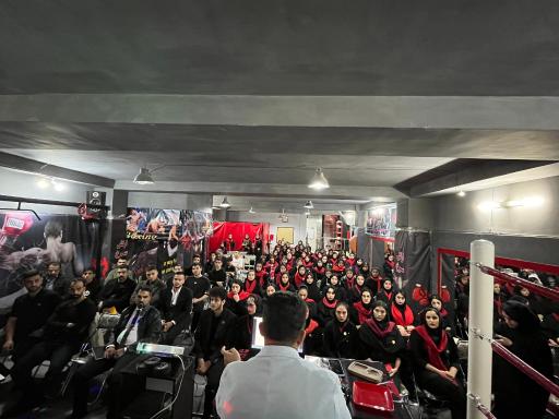 عکس باشگاه ققنوس