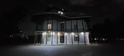 عکس عمارت کلاه فرنگی