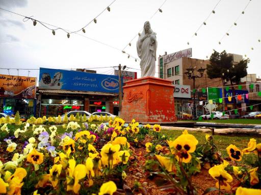 عکس میدان مادر