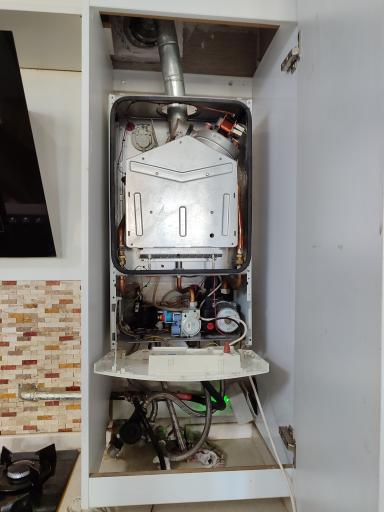 عکس تعمیرات پکیج نمایندگی ایران رادیاتور و بوتان