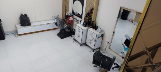 عکس آرایشگاه نسل جوان