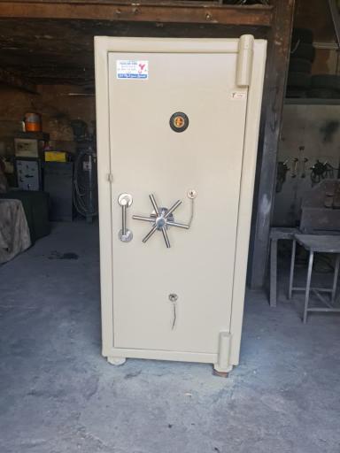 عکس صندوق نسوز فولادکار خلیفه