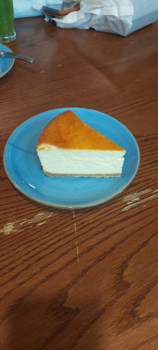 عکس کافه قنادی لوف باکس