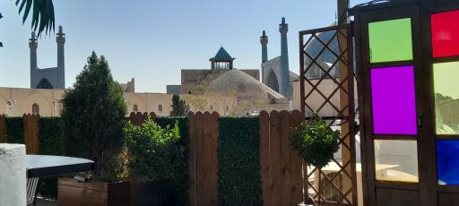 عکس هتل آپارتمان پارتیکان اصفهان