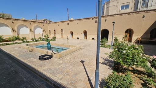 عکس اقامتگاه شهر پنهان