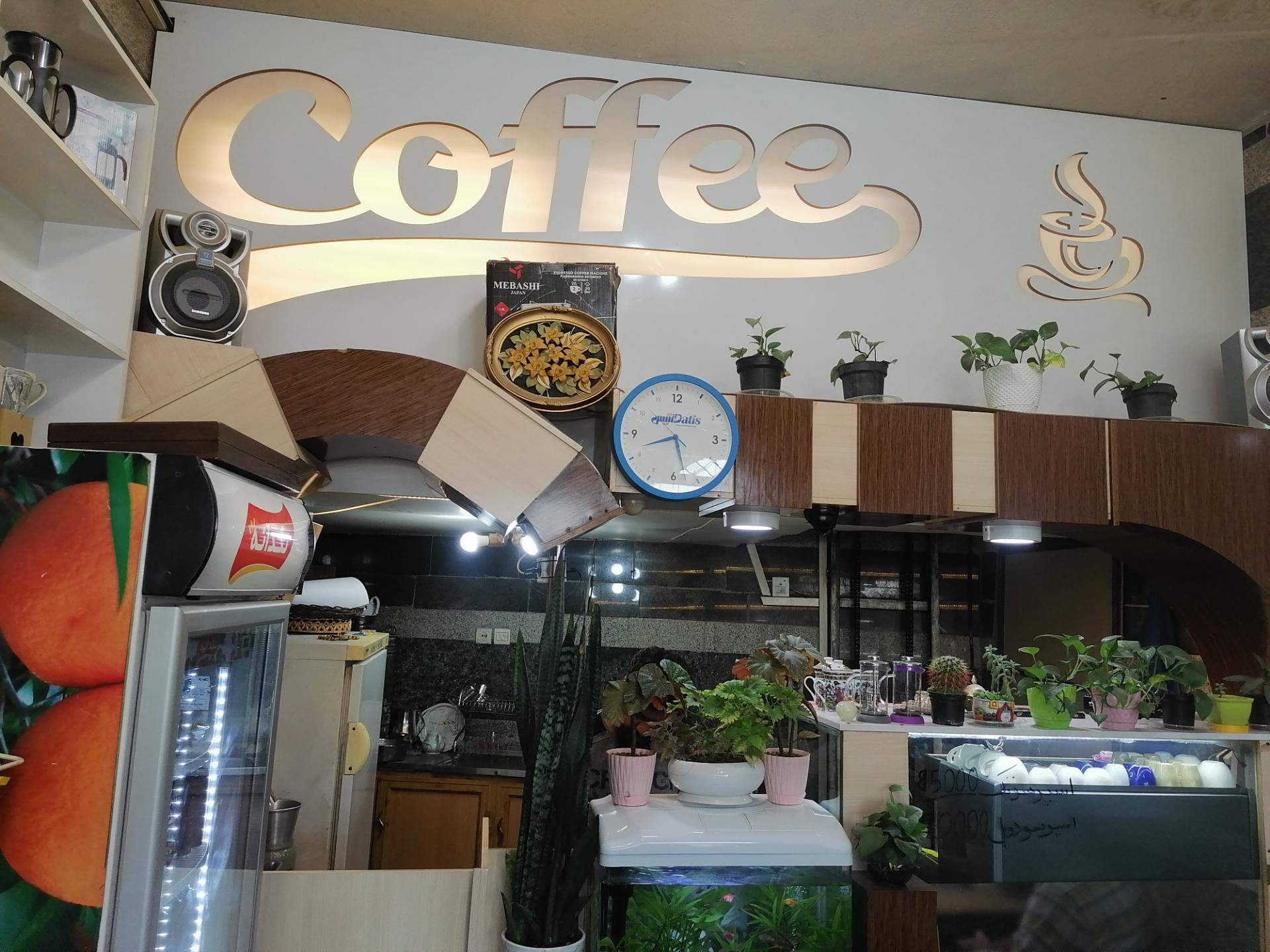 عکس کافه لوکس 