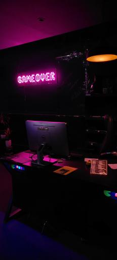 عکس گیم سنتر آنا