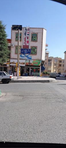 عکس آموزشگاه زبان های خارجه  زبانجویان 