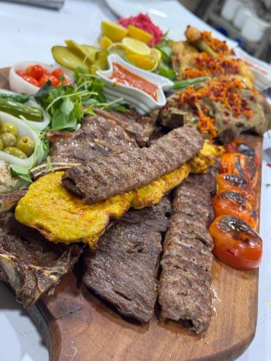 کافی شاپ مادو