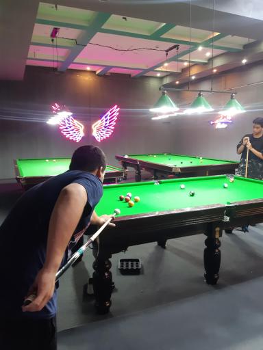 گیم سنتر آنا