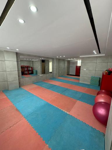 عکس گیم نت و باشگاه ورزشی آسمان شهر