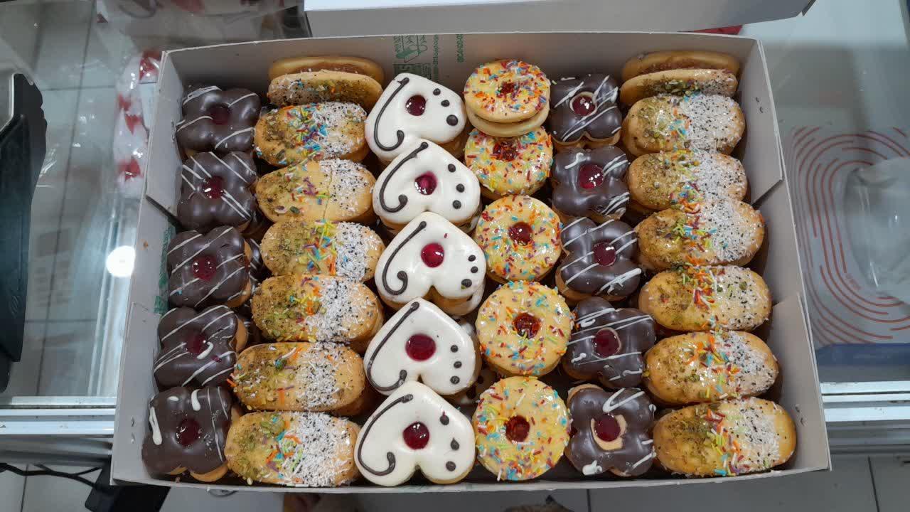 عکس شیرینی ناب