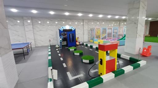 عکس پارک بازی هفت رنگ