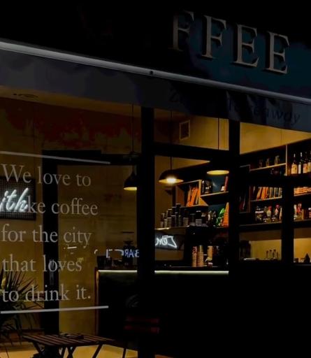 عکس کافه زنیس