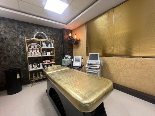 عکس کلینیک لیزر کارا