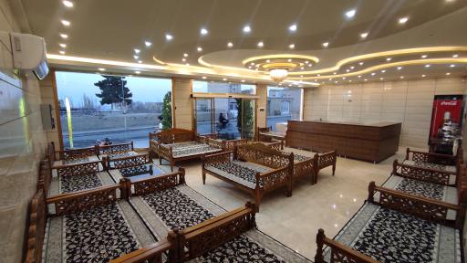 عکس رستوران پاییزان