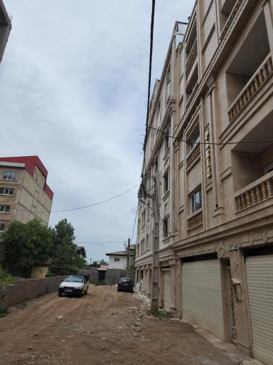 عکس ساختمان پاییز