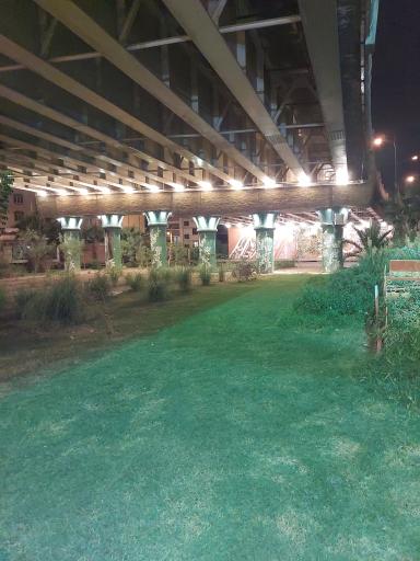 عکس میدان شقایق