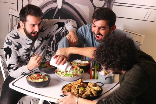 عکس فست فود سینما پیتزا