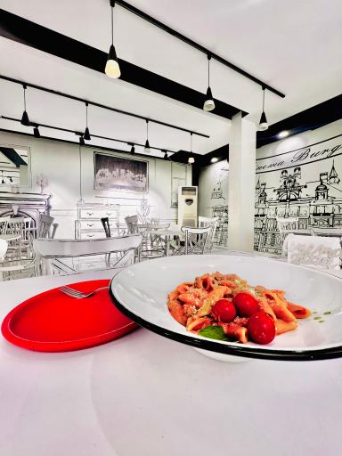 عکس فست فود سینما پیتزا