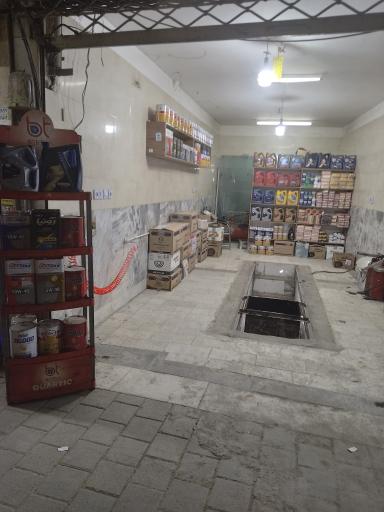 عکس تعویض روغن سادات