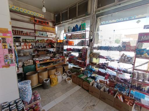 عکس هایپرمارکت نجفی