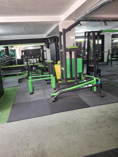 عکس باشگاه بدنسازی فیتنس