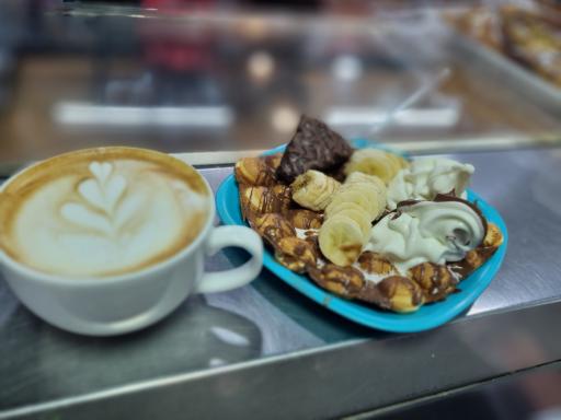 عکس آبمیوه و بستنی فروشی ایتالیس