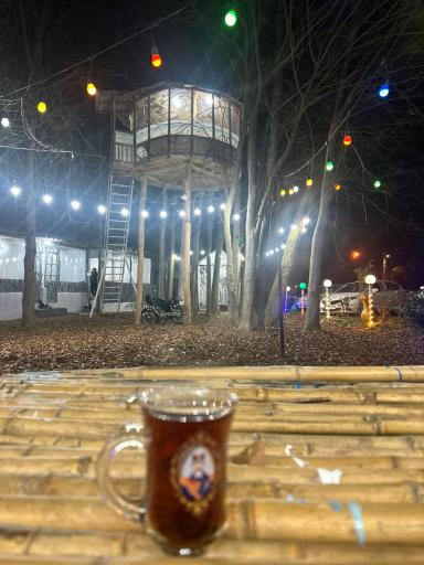 عکس کافه باغ قاصدک