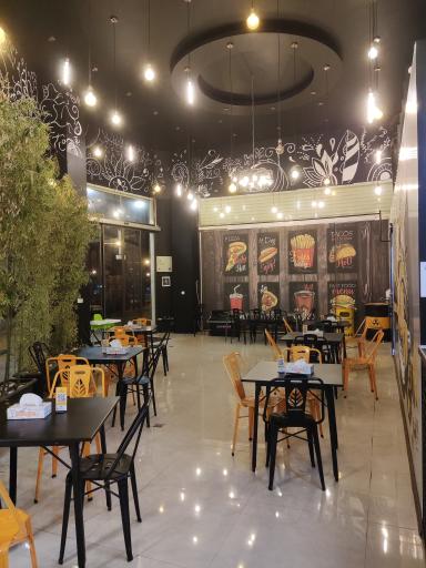 عکس کافه فست فود دومینو