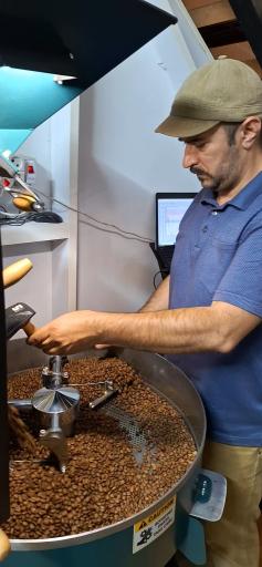 عکس پخش قهوه اهورا