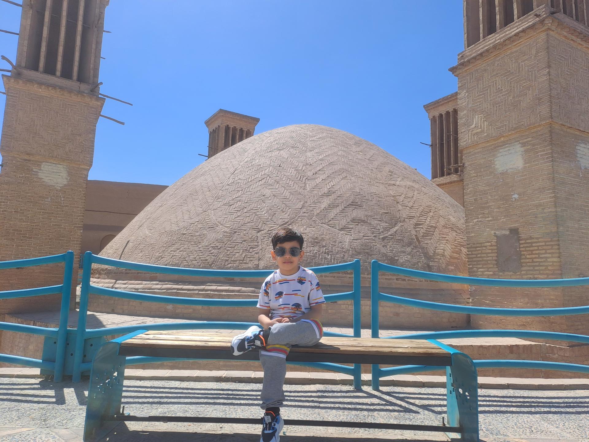 عکس عمارت بادگیر بافت تاریخی یزد