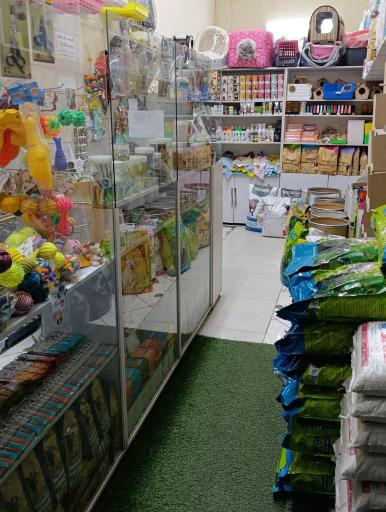 عکس سوپرمارکت حيوانات خانگی