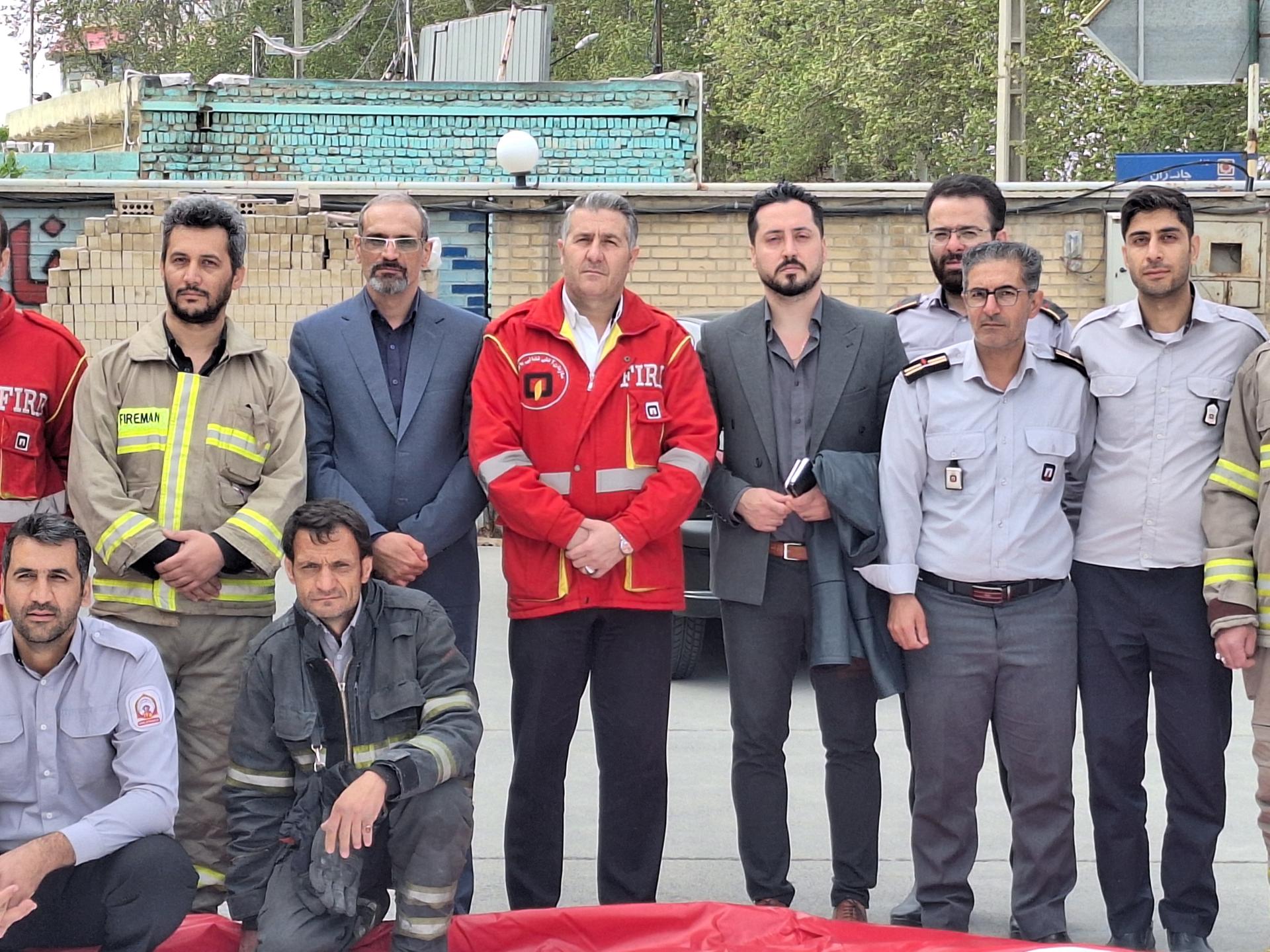 عکس آتش نشانی شاهد شهر