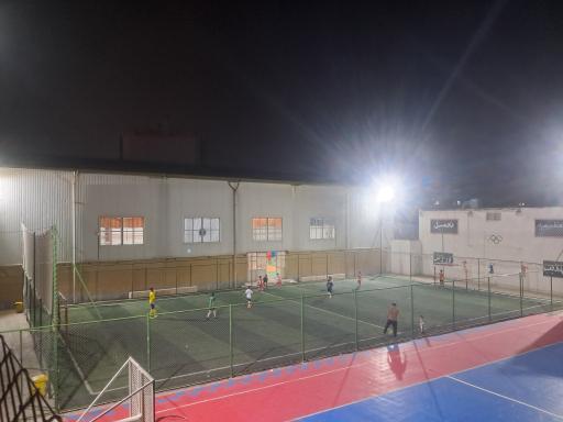 عکس زمین چمن نشاط