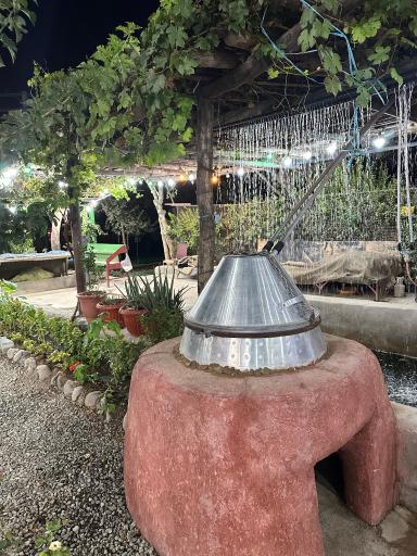 عکس عرقیجات سنتی باغ ارباب