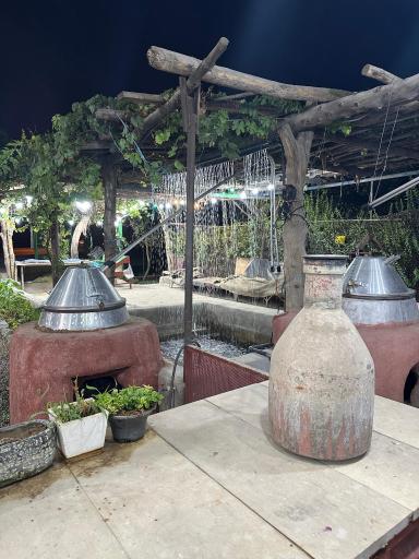 عکس عرقیجات سنتی باغ ارباب