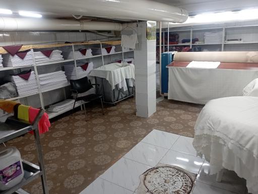 عکس خشکشویی صنعتی صدرا کلین