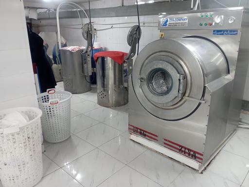 عکس خشکشویی صنعتی صدرا کلین