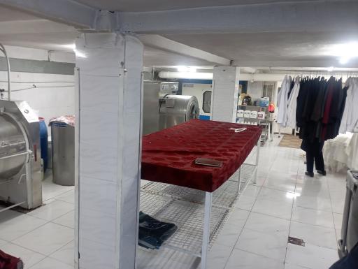 عکس خشکشویی صنعتی صدرا کلین