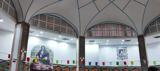 عکس سالن ورزشی و زورخانه پوریای ولی