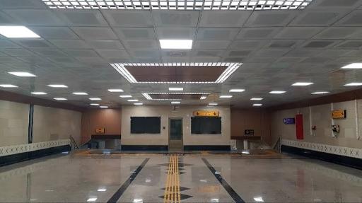 عکس ورودی مترو ایستگاه میدان صنعت