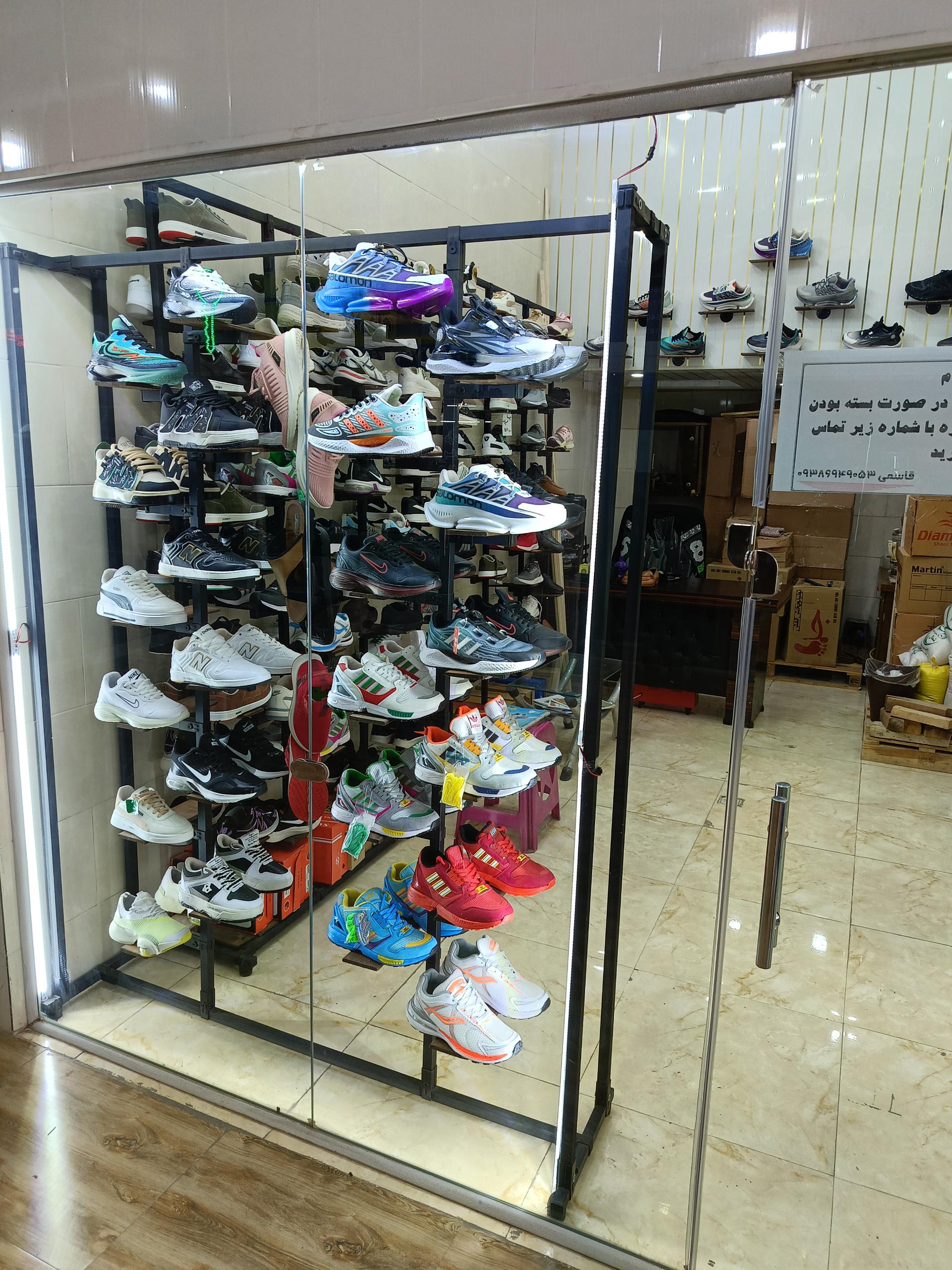 عکس کتونی پردیس