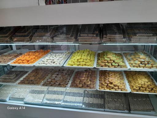 عکس شیرینی سرای مهزیار